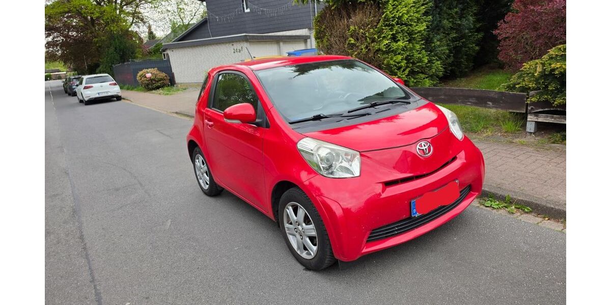 Toyota IQ 175.000 km 2.750 &euro; Heimfeld 21075
