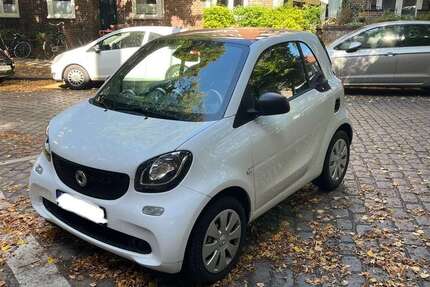 Smart forTwo 48.000 km 11.499 € Hamburg 22307