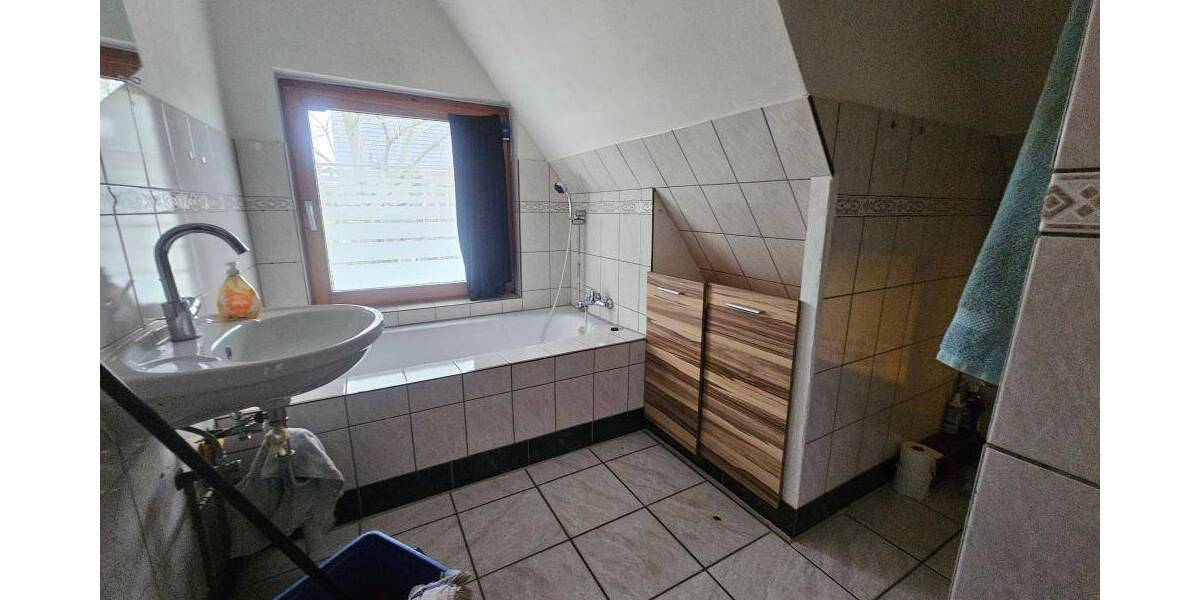 Mehrfamilienhaus, Wohnhaus Hamburg Tatenberg - 6 Zimmer, 210 m&sup2;, 2.500&euro; | Angebot:26378683
