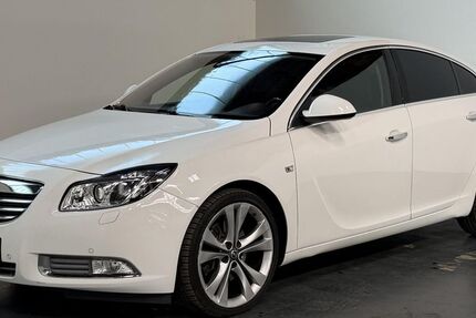 Opel Insignia 157.215 km 8.999 &euro; Tornesch 25436