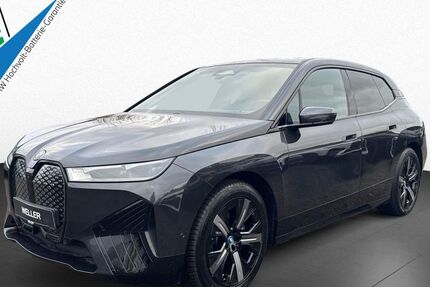 BMW iX 28.087 km 44.950 &euro; Hamburg 21073