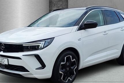 Opel Grandland (X) 12.850 km 24.990 &euro; Hamburg 22159