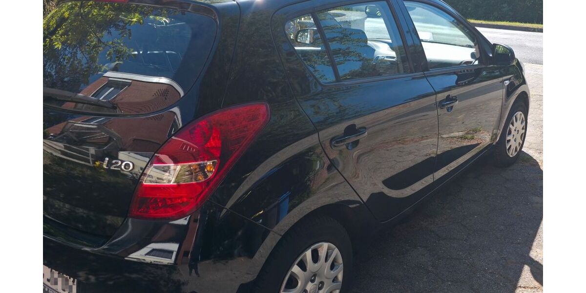 Hyundai i20 84.322 km 3.499 &euro; Hollenstedt 21279