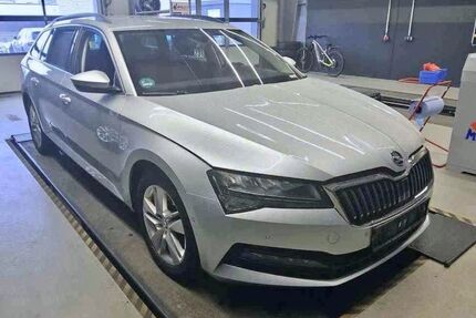 Skoda Superb 74.672 km 27.990 &euro; Geesthacht bei Hamburg 21502