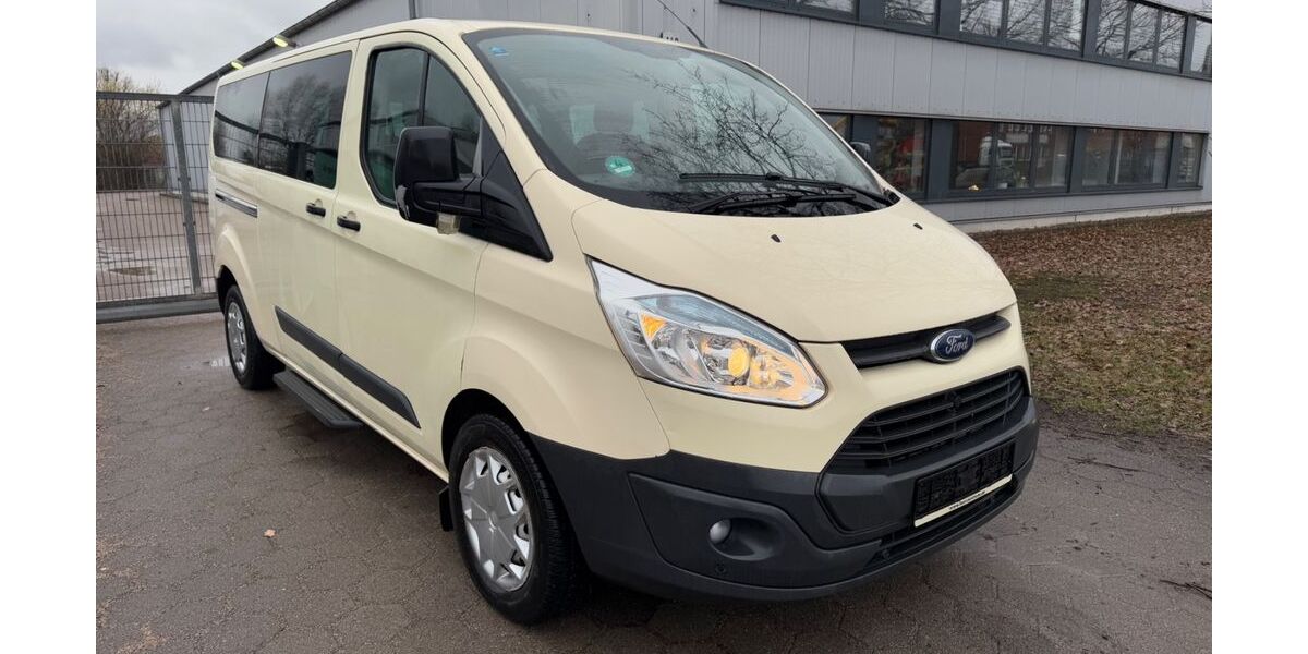 Ford Tourneo Custom 273.359 km 8.590 &euro; Hamburg 20539