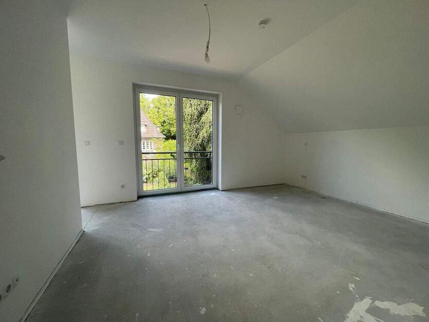 Neubau hochwertiges A+ Rotklinker-Effizienzhaus 40 in bester Villenlage.