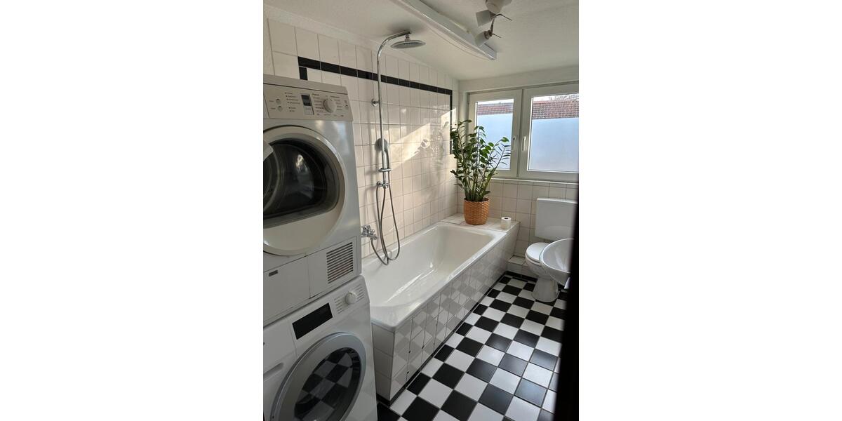 Dachgeschoßwohnung Hamburg Ottensen - 2.5 Zimmer, 42 m&sup2;, 335.000&euro; | Angebot:27234010