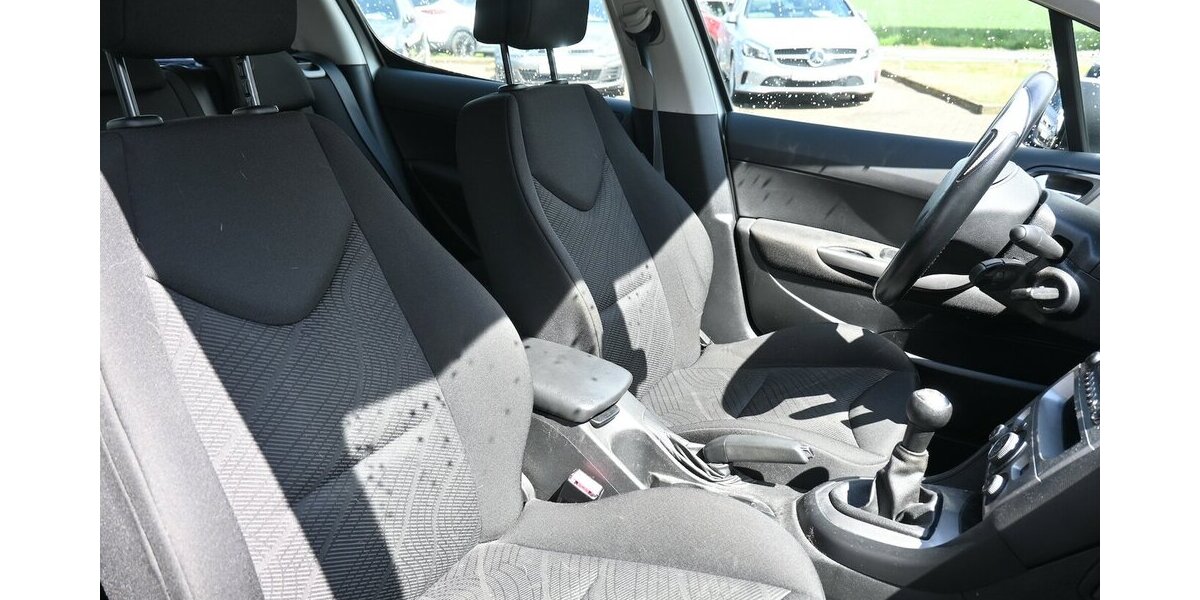 Peugeot 308 1.4-95 VTi 5-tür Bremsen+Steuerkette+HU neu 193.000 km 3.500 &euro; Seevetal - Hittfeld 21218