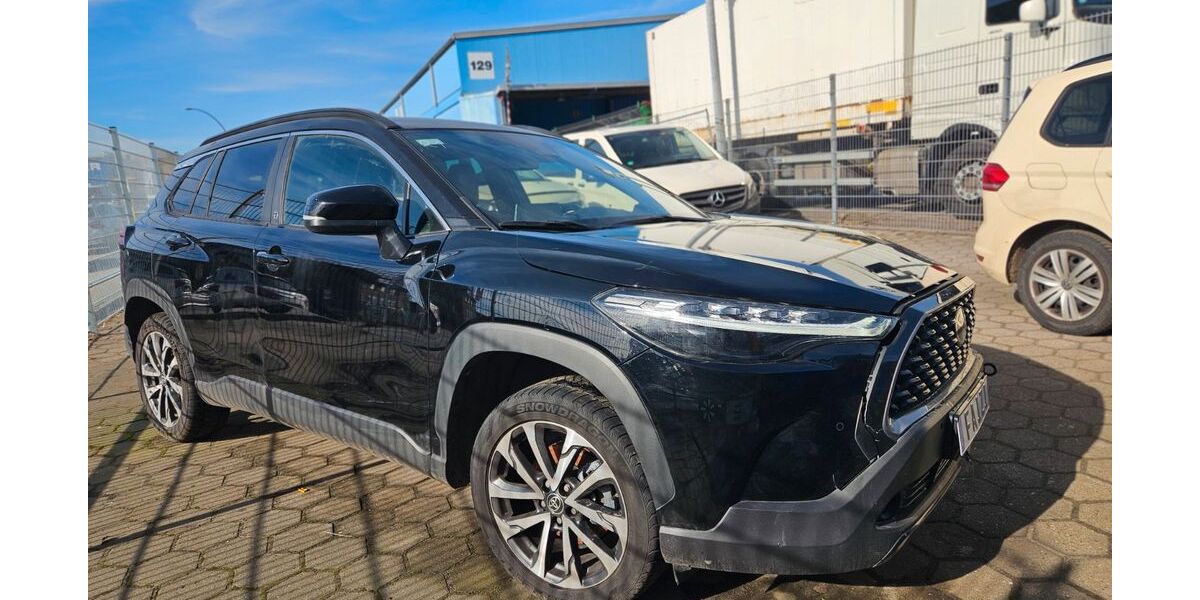 Toyota Corolla Cross 123.000 km 14.950 &euro; Hamburg 20539