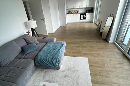 Helle 3-Zimmer WG Nähe U1 Richtweg zimmer