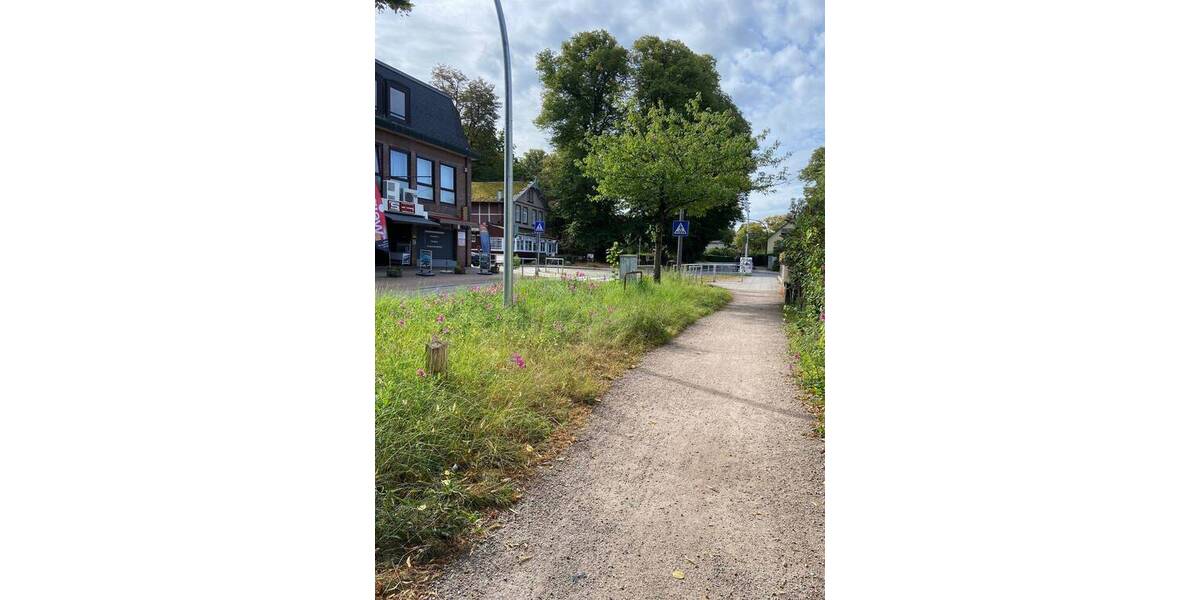 Großzügige 3-Zimmer-Wohnung im Ortskern von Bergstedt 3 zimmer