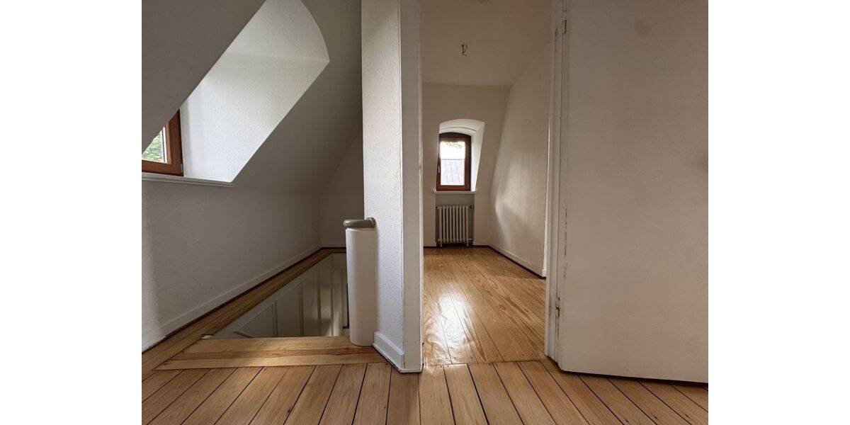 Einfamilienhaus Pinneberg - 7 Zimmer, 140 m&sup2;, 2.170&euro; | Angebot:26908840
