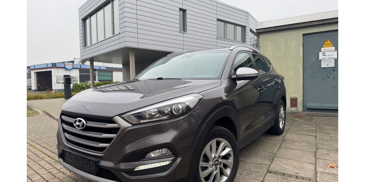 Hyundai TUCSON 119.000 km 14.200 € Pinneberg 25421