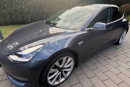 Tesla Model 3 139.500 km 21.400 &euro; Tangstedt 22889