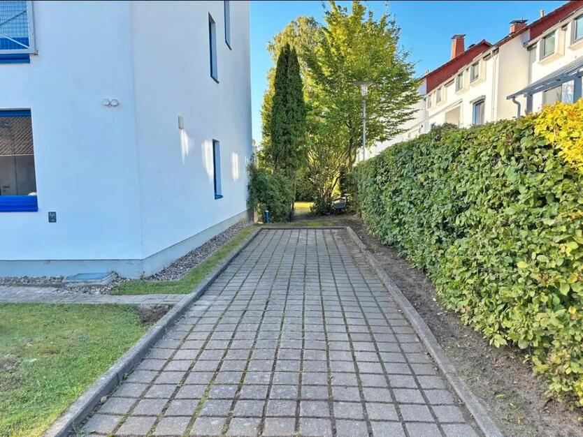 -Provisionsfrei- Maisonette- Wohnen mit EndReihenhaus Charakter