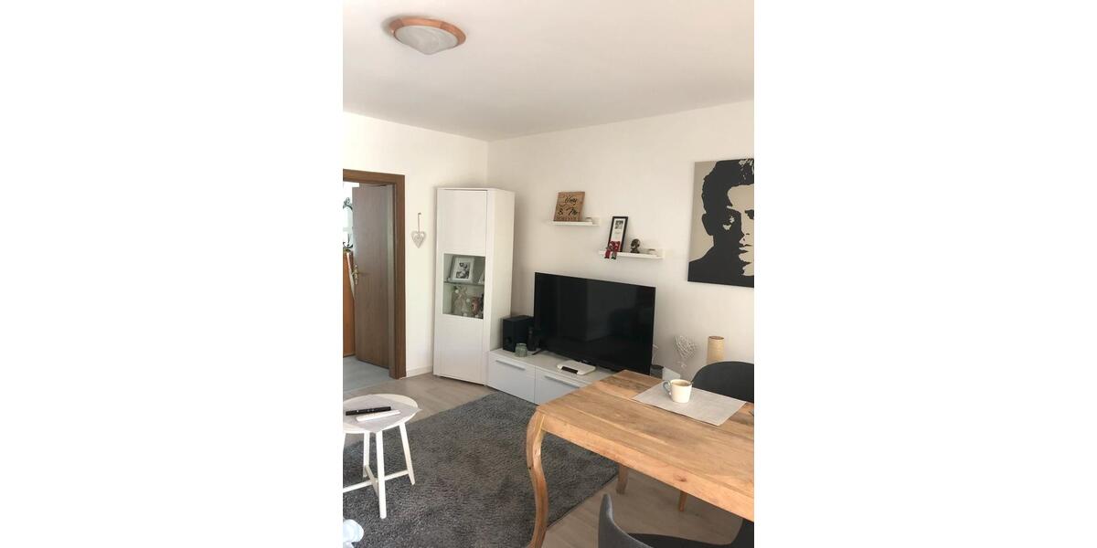 Reihenhaus Wedel - 3.5 Zimmer, 75 m&sup2;, 1.200&euro; | Angebot:26411436