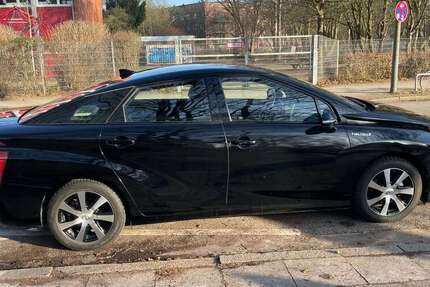 Toyota Mirai 5.000 km 8.000 &euro; Hamburg, Freie und Hansestadt 22307