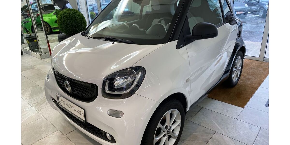 Smart ForTwo 48.700 km 8.995 &euro; Hamburg 20099