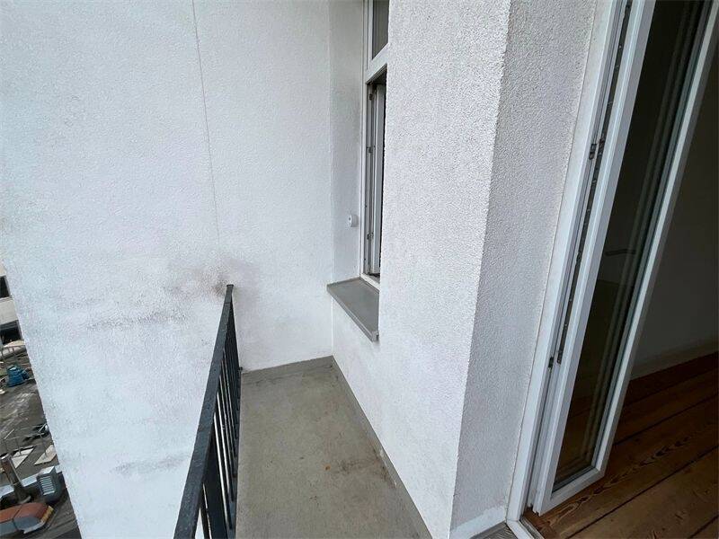 Mittendrin und ruhig - 5 Zimmer WHG, ca. 134 m², WG geeignet, im 3. OG am Steindamm, St. Georg