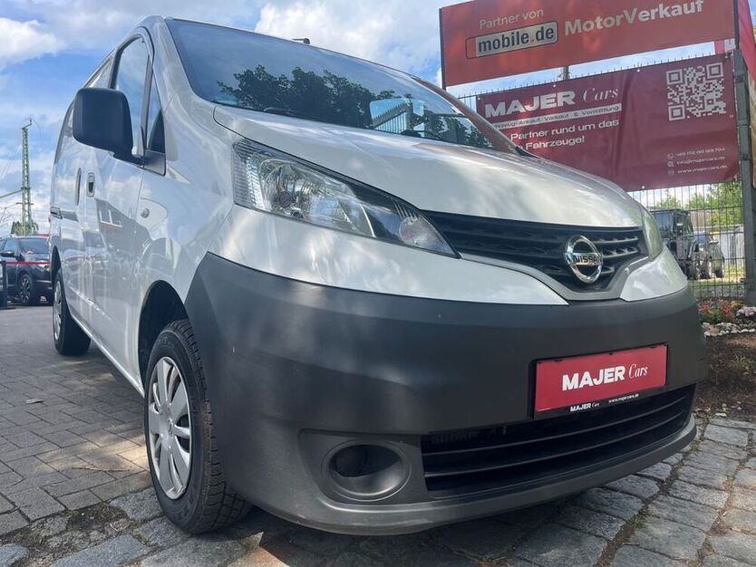 NV200