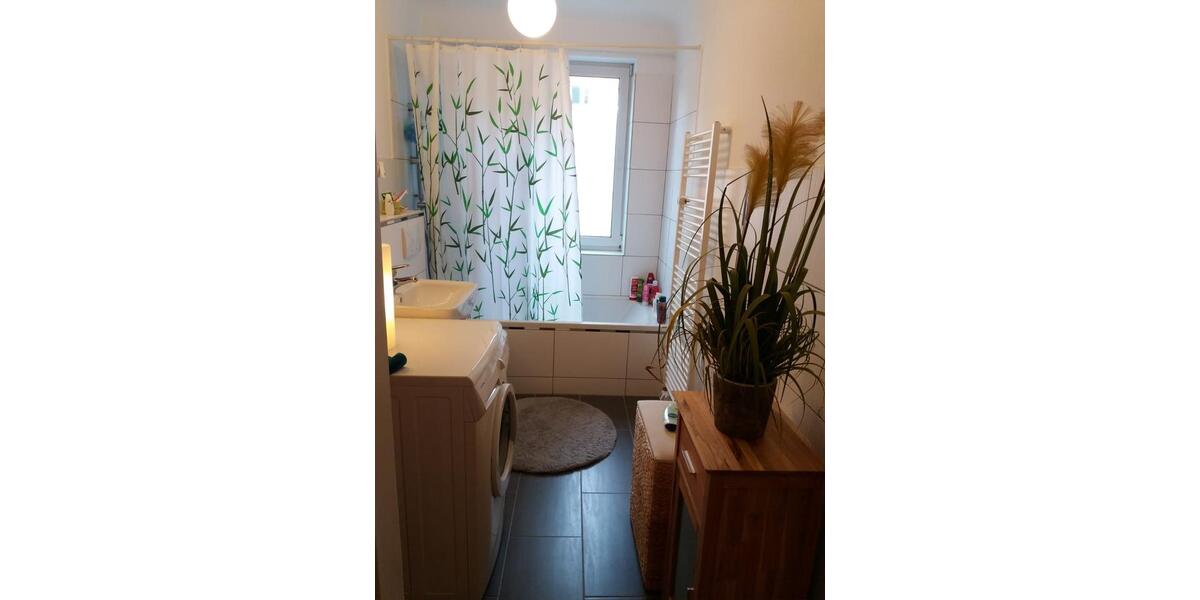 Hochparterre in Eilbek: Südterrasse, 3 Zimmer, Carport 3 zimmer