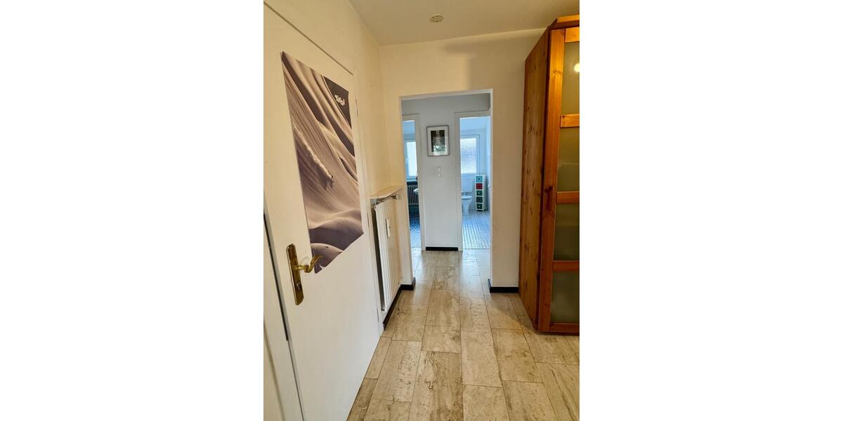 Dachgeschoßwohnung Hamburg Altona - 2.5 Zimmer, 89 m&sup2;, 1.300&euro; | Angebot:26123736