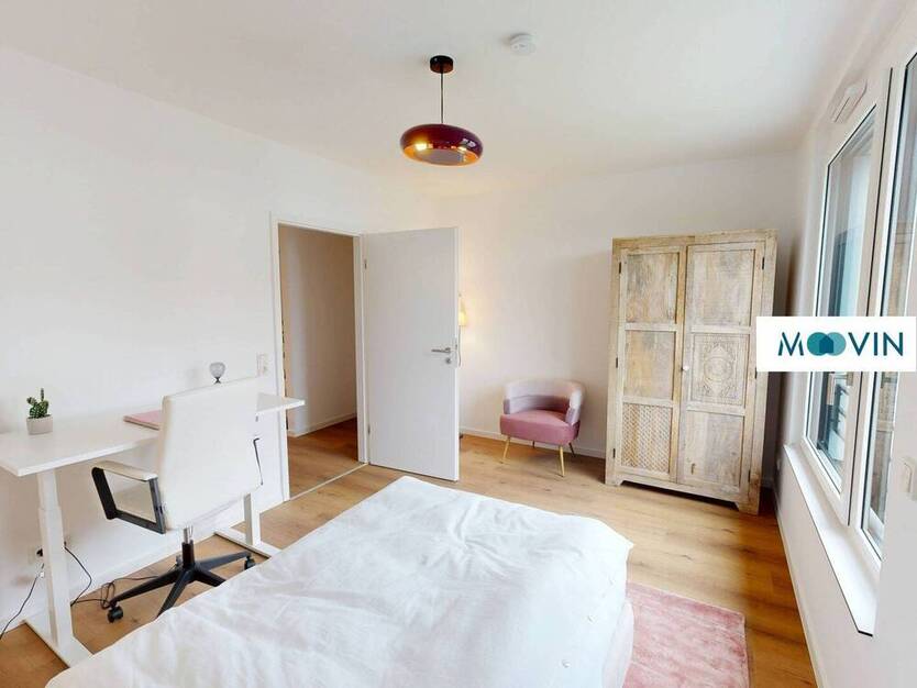 **FAMILIEN AUFGEPASST: 5-Zimmer-Reihenmittelhaus mit EBK, TERRASSE, 2 BÄDERN uvm. im FinkenPark Geesthacht**