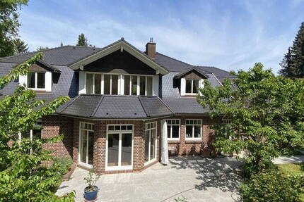 Haus Quickborn - 9 Zimmer, 352 m&sup2;, 1.849.000&euro; | Angebot:26331132