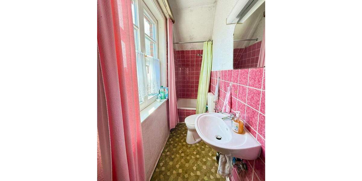 Einfamilienhaus Hamburg Finkenwerder - 5 Zimmer, 134 m&sup2;, 380.000&euro; | Angebot:25679380