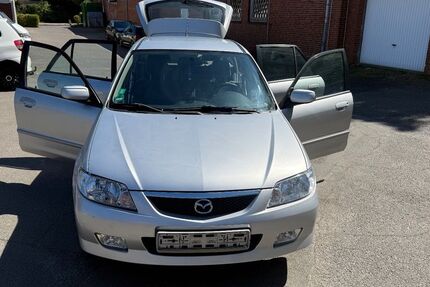 Mazda 323 89.500 km 2.000 &euro; Hamburg 22523