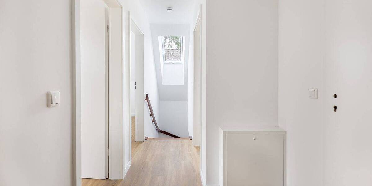 Einfamilienhaus Hamburg Poppenbüttel - 4 Zimmer, 107 m&sup2;, 2.160&euro; | Angebot:26843765