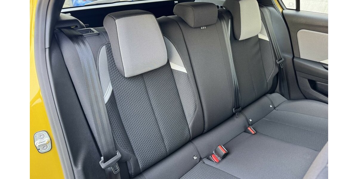 Opel Astra L Kult Gelb 1.001 km 19.999 &euro; Hamburg 22339