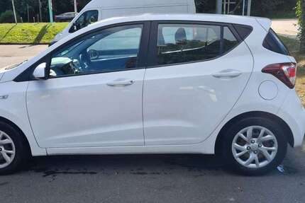 Hyundai i10 90.000 km 6.000 € Hamburg 21073