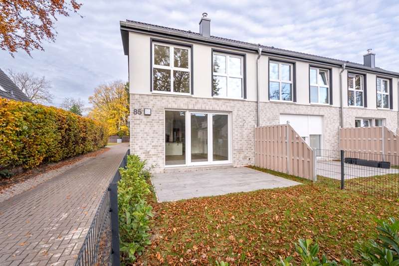 Haus zum Kaufen in Schenefeld-Siedlung 684.000 € 126.3 m² 4 zimmer