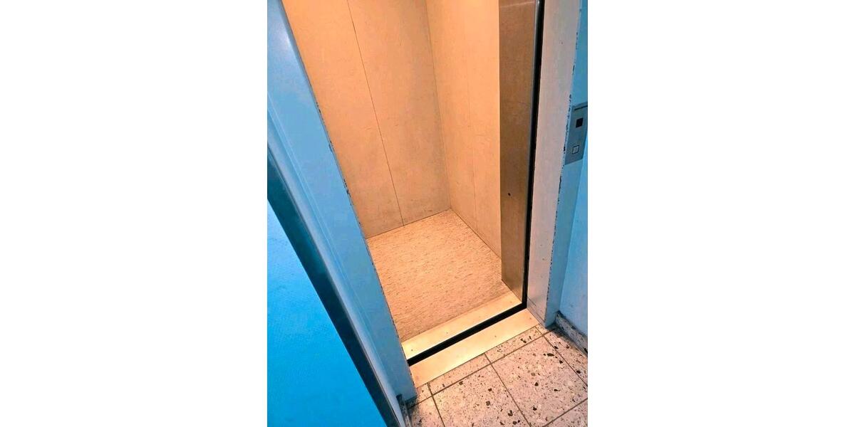 Etagenwohnung Pinneberg - 3 Zimmer, 77 m&sup2;, 280.000&euro; | Angebot:26319977