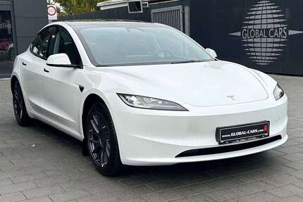 Tesla Model 3 19.400 km 36.885 € Hamburg 22453