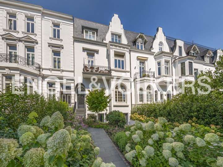 Haus zum Kaufen in Hamburg 5.950.000 € 459 m²