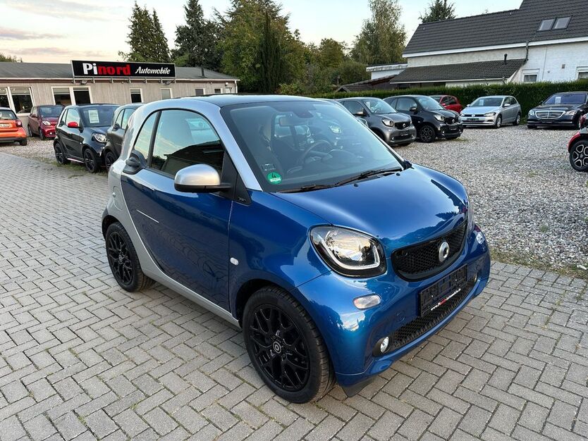 Smart ForTwo 8.753 km 23.499 € Pinneberg 25421