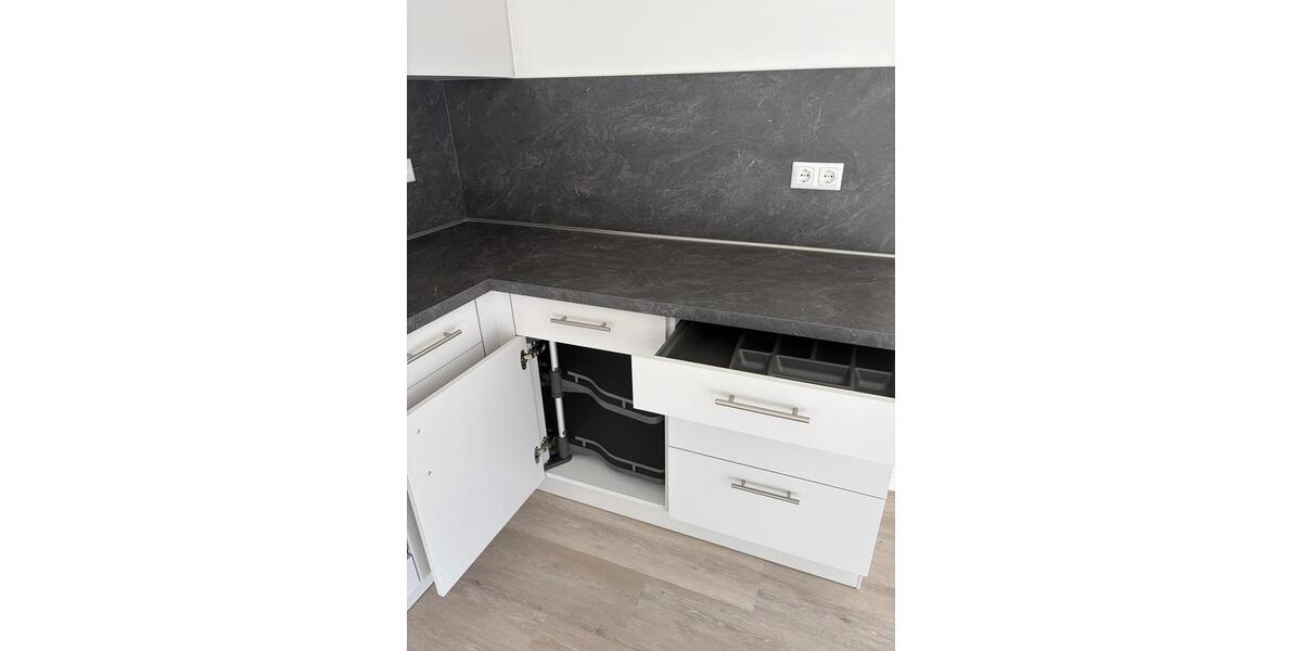 Erdgeschoßwohnung Brackel - 3 Zimmer, 88 m&sup2;, 1.360&euro; | Angebot:23767351