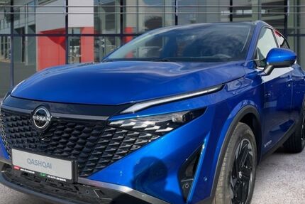 Nissan Qashqai 1.767 km 32.880 € Halstenbek 25469