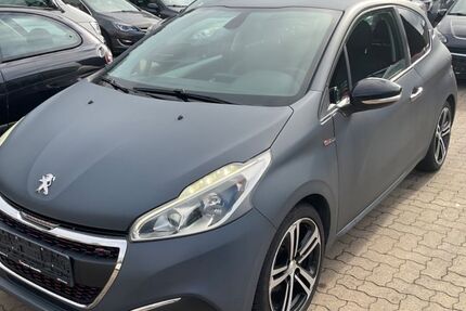 Peugeot 208 122.533 km 4.990 € Hamburg 21107