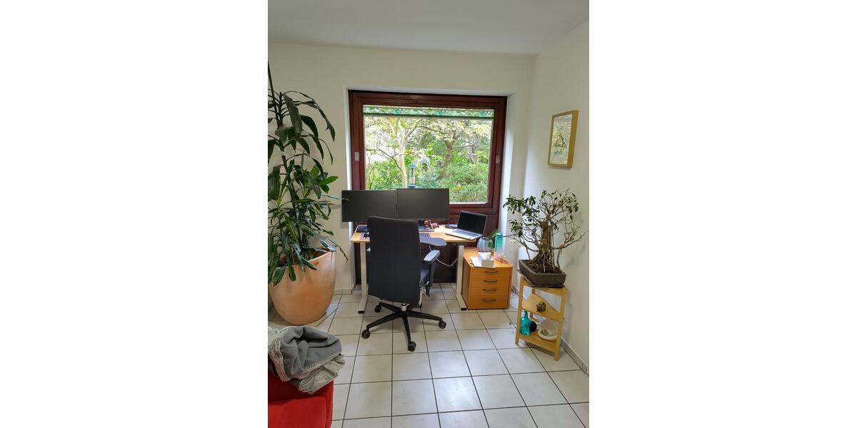 Erdgeschoßwohnung Hamburg Altona - 4 Zimmer, 94 m&sup2;, 2.000&euro; | Angebot:25219626