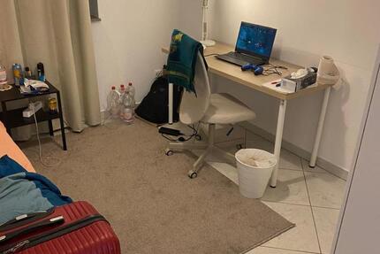 Wohnung Hamburg Schnelsen - 5 Zimmer, 12 m&sup2;, 650&euro; | Angebot:25610806