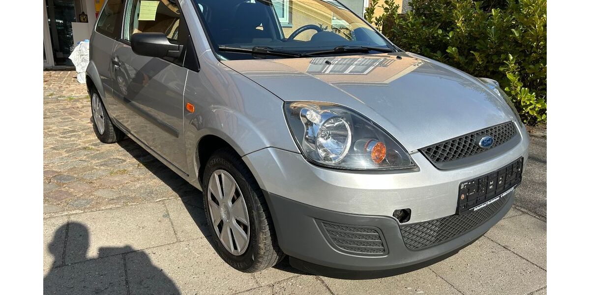Ford Fiesta 109.000 km 1.950 &euro; Hamburg 22297