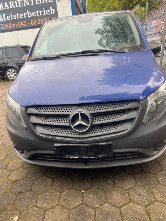 Mercedes-Benz Vito 162.284 km 11.000 € Hamburg 22043