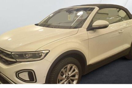 VW T-Roc 6.386 km 26.490 &euro; Hamburg 21029