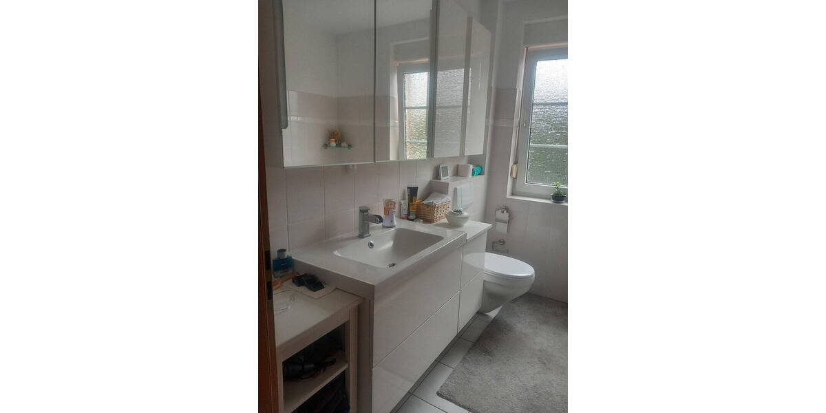 Etagenwohnung Hamburg-Neuland Neuland - 3 Zimmer, 110 m&sup2;, 1.900&euro; | Angebot:26459491
