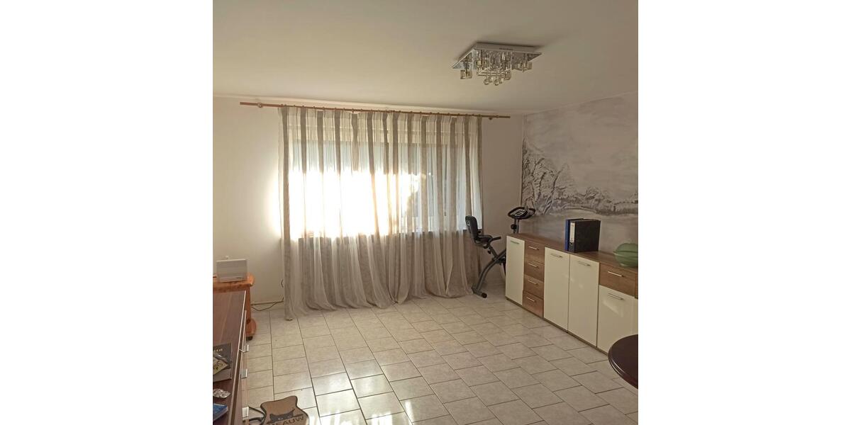 Etagenwohnung Buxtehude - 4 Zimmer, 75 m&sup2;, 620&euro; | Angebot:25432418