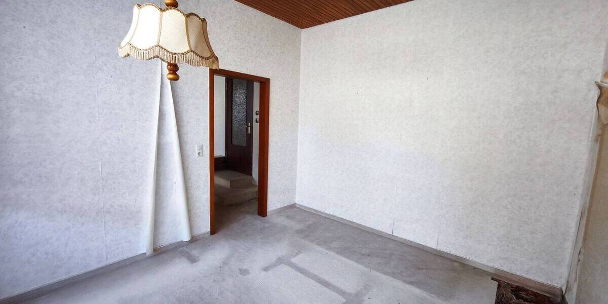 Mehrfamilienhaus, Wohnhaus Uetersen - 7 Zimmer, 153 m&sup2;, 299.000&euro; | Angebot:26160455