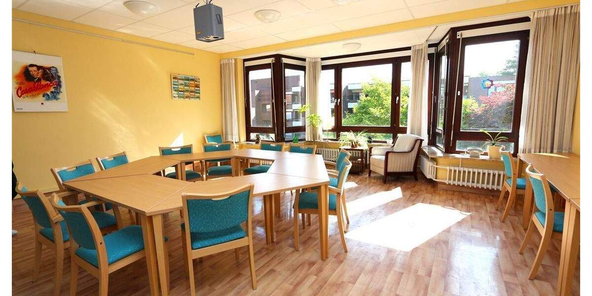 Vielfältig nutzbare Gewerbeflächen im ehem. Klinikgebäude des Albertinen-Hauses am Sellhopsweg zimmer